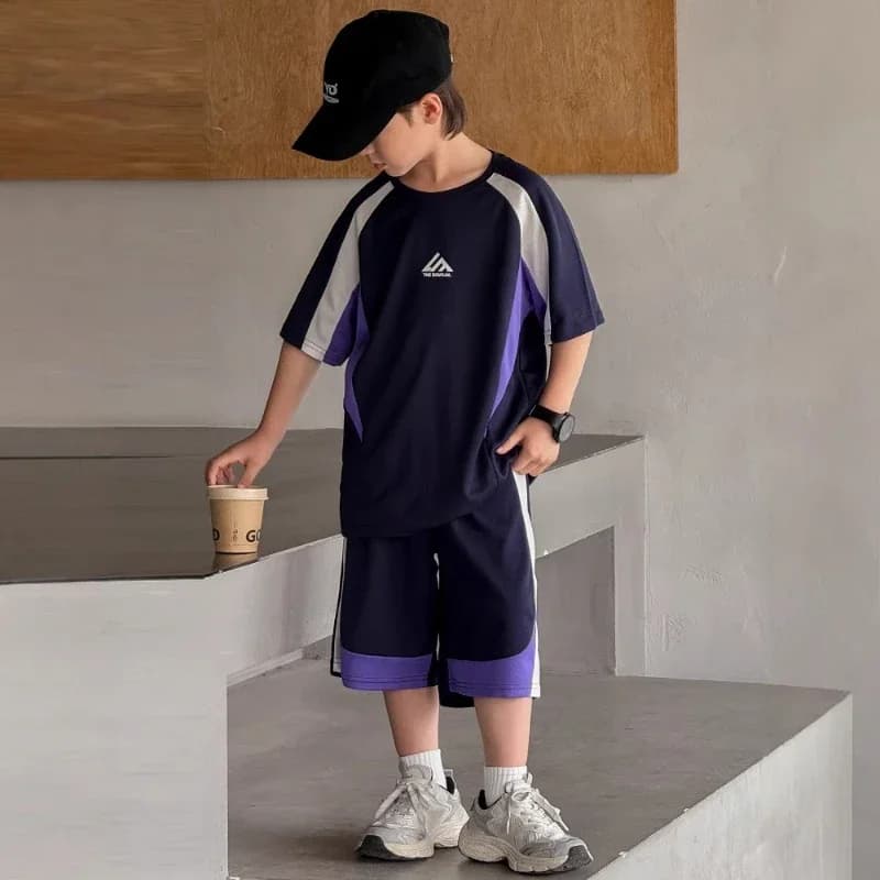 2025 New Children's Summer Street Basketball Color Blocked Quick Drying Short Sleeved Top and Shorts Two-piece Set
