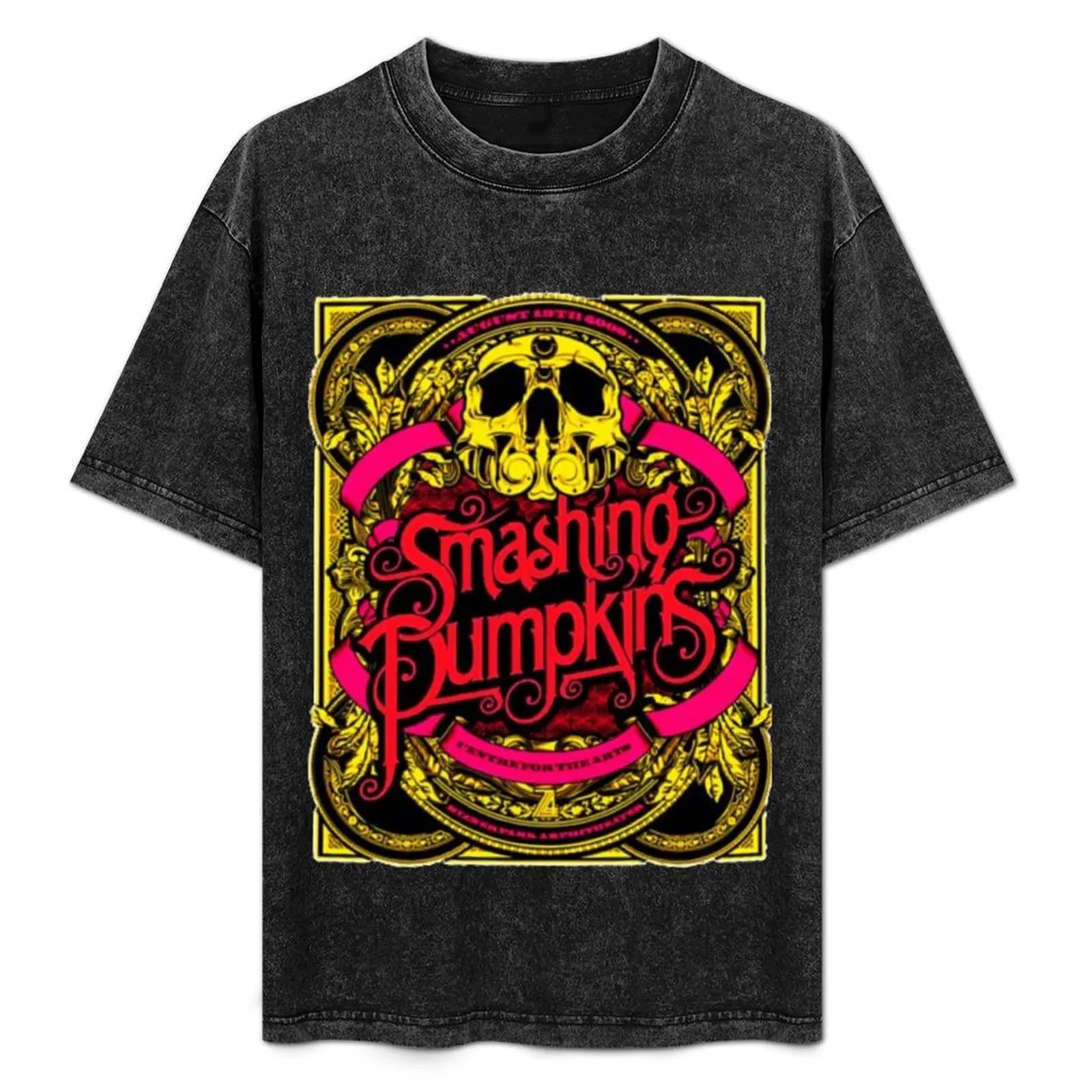 T-shirt con stampa di zucche, maschere e galassie, adatta a tutti gli stili, a maniche corte
