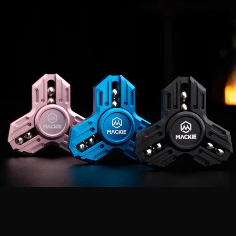 MACKIE Knight Ansia Sollievo In Acciaio Inox Fidget Spinner EDC Giocattoli Antistress Sensoriale ADHD Agitarsi Giocattoli per Adulti Bambini