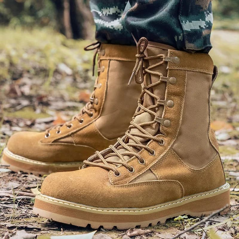 Stivali da combattimento alti Scarpe da lavoro resistenti all'usura Uomo Allenamento sportivo all'aria aperta Scarponi da trekking nel deserto Stivale tattico