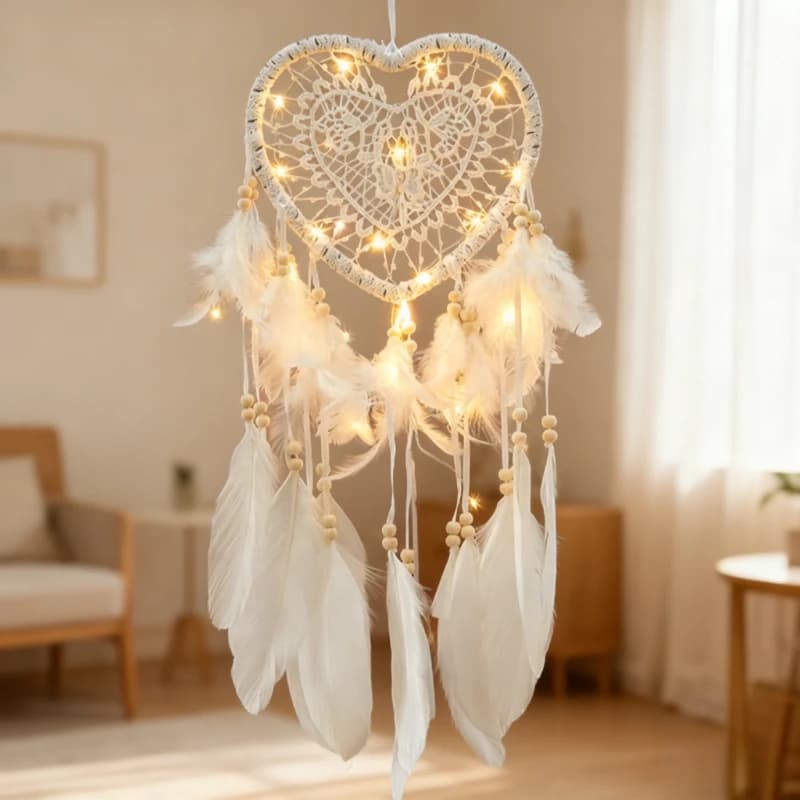 Creative Hollow Heart-Shaped Dreamcatcher Feather Lantern Plastic Decorative Home Hanging Ornament Car Holiday Decoration