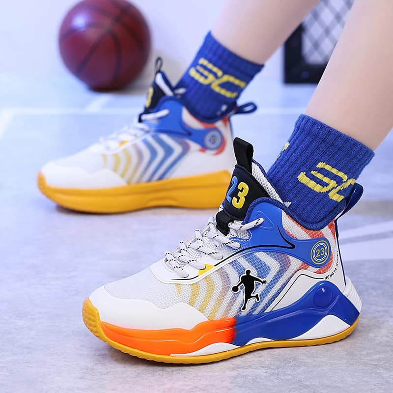 Kids basketball shoes Original design 2024 new sports shoes training on the field Indoor comfortable children's basketball shoes