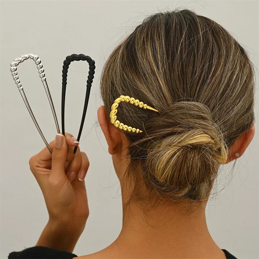 Semplici bastoncini per capelli in metallo a forma di U. Fermagli per capelli francesi a U. Accessori per gioielli per capelli alla moda per le donne all'ingrosso