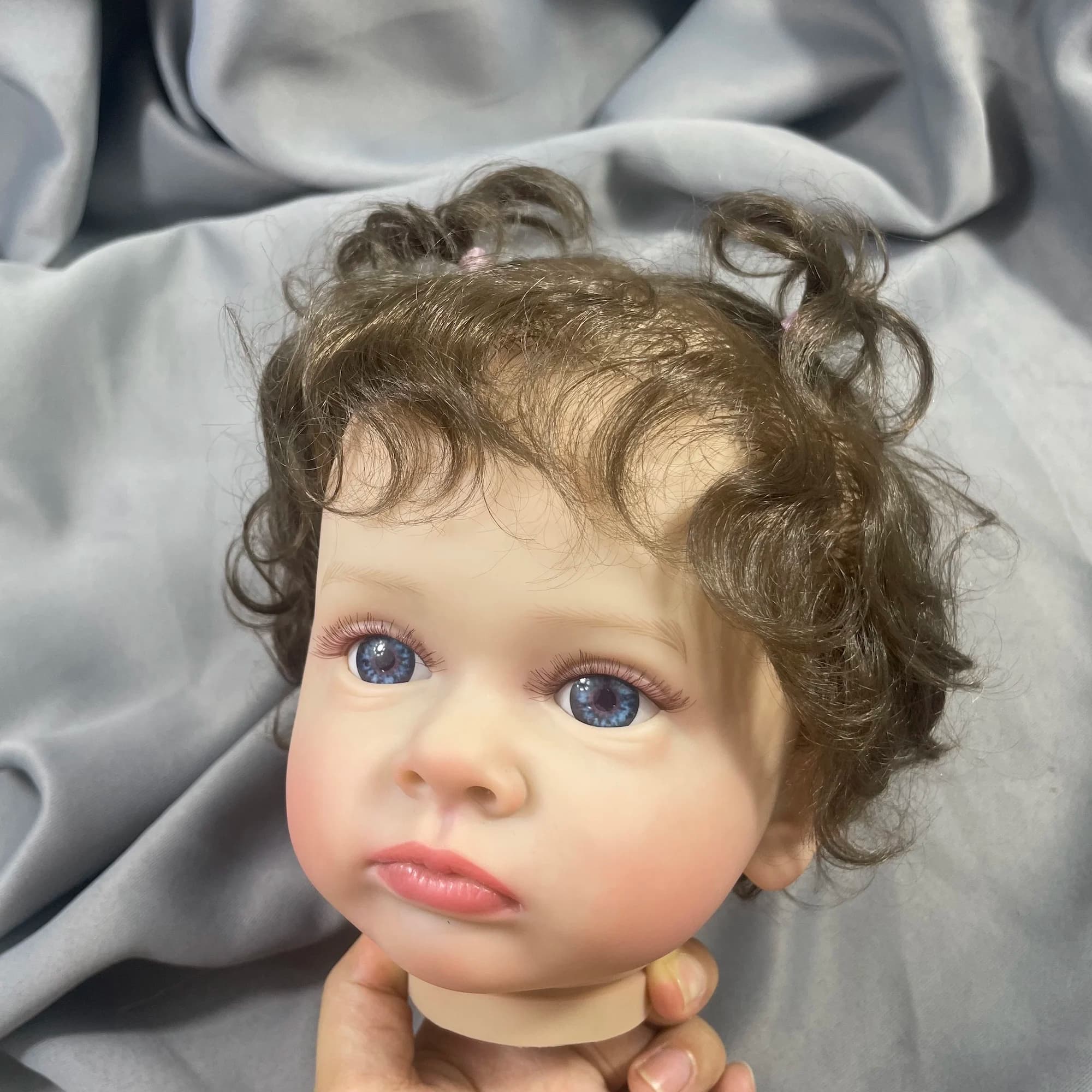 Kit bambola Reborn da 24 pollici già dipinta, modello Tutti, con capelli infoltiti e occhi blu, parti in vinile, corpo in tessuto, include stampo fai da te