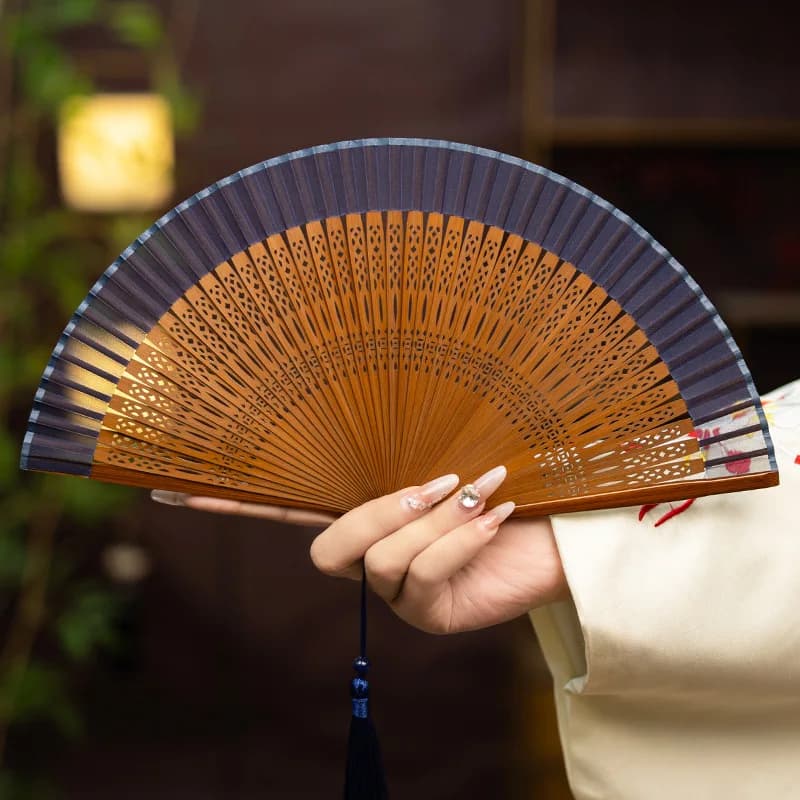 Retro Bamboo Folding Fan, Portable Summer Handheld Fan, Heart-Shaped Origami Fan With Wooden Frame And White Paper Blades