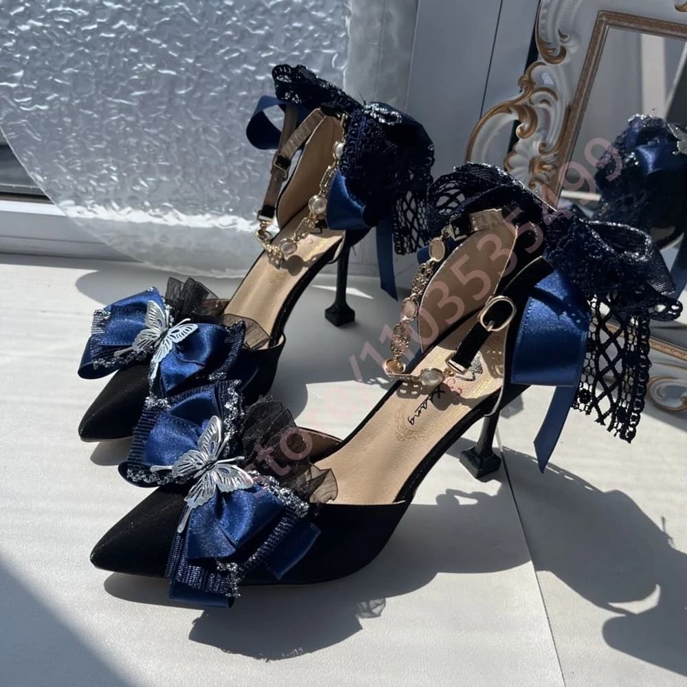 Nuove Scarpe Eleganti da Donna 2026 con Tacco a Punta in Raso Blu Navy, Fiocco in Pizzo, Farfalla e Strass, con Cinturino alla Caviglia, Ideali per Matrimoni e Feste