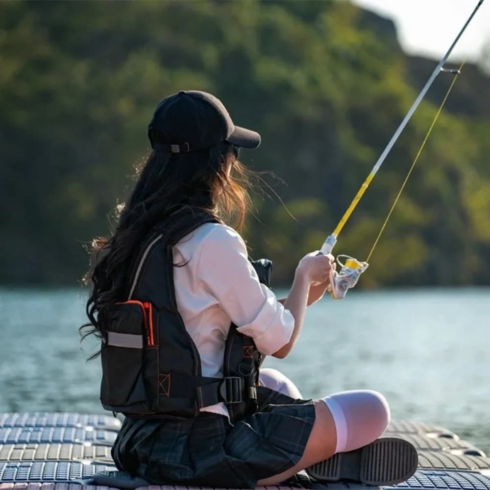 Buoyant Material Life Jacket Vest Multiple Pockets Storage Design Fishing Life Vest Safety Life Jacket For Adults