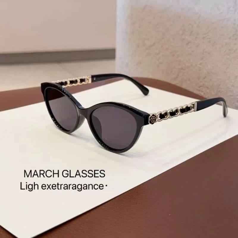 Occhiali da Sole Donna Cat-Eye Nuova Moda 2026 con Catena Vuota sulle Aste, Occhiali da Sole Classici da Donna, Protezione UV400