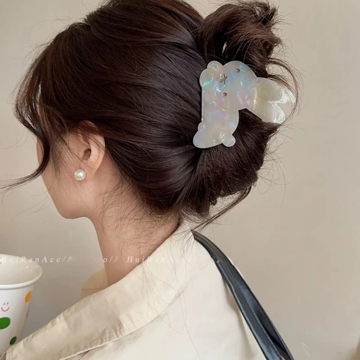 Kawaii Miffy Rabbit Acetate Shark Claw Clip Summer Non Slip Hair Grips Cute Aesthetic No Crease Hair Ornament for Girls Lovely