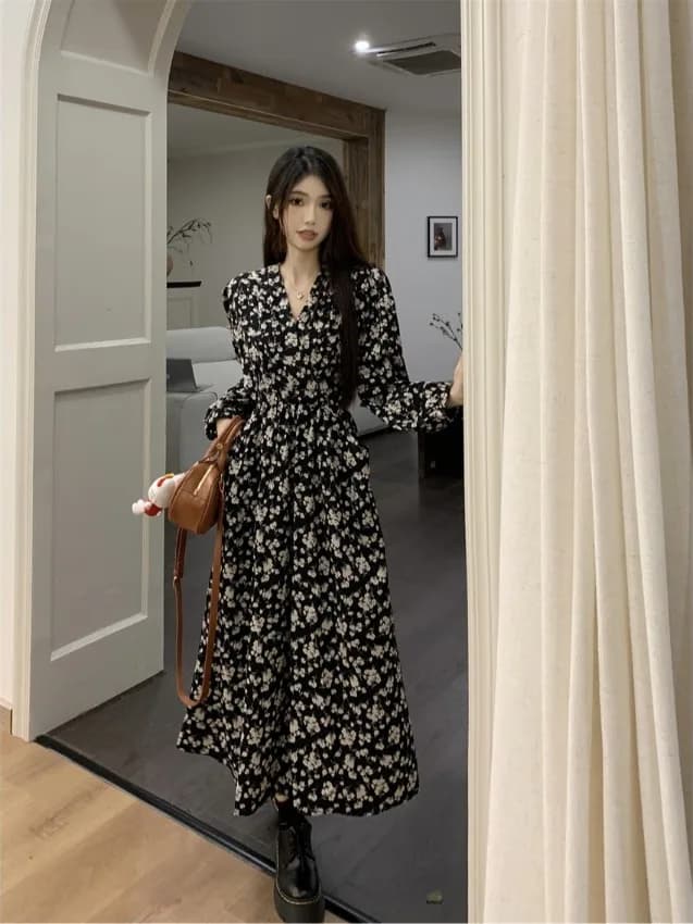 Elegant V-neck Floral Print Bubble Sleeve Midi Dress Drawstring Waist High Neck Long Sleeve Women's Dress Autumn Winter New A...