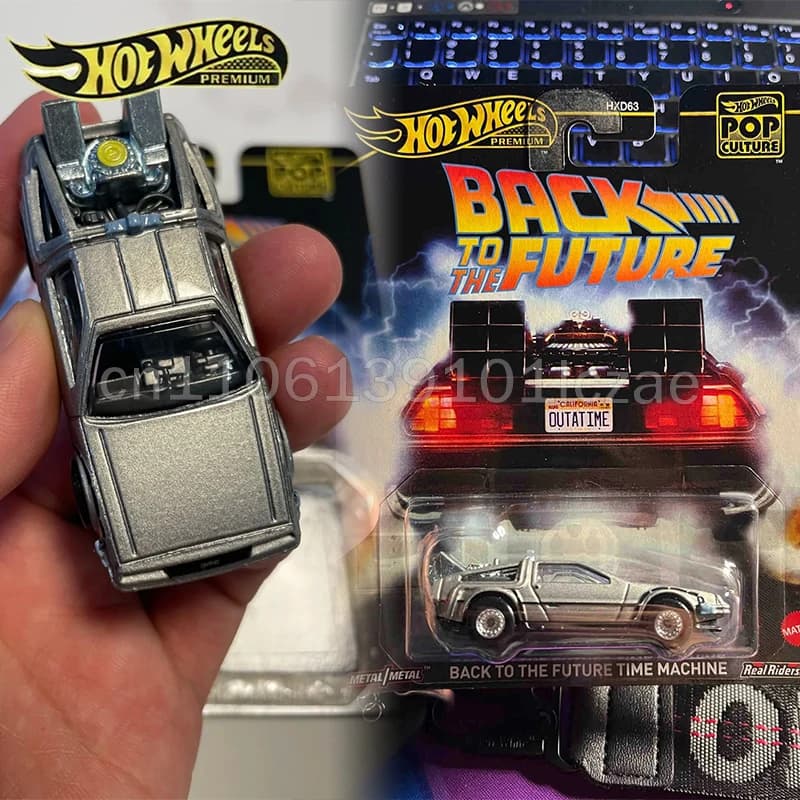 Modellino Auto Hot Wheels Premium 2025 Pop Culture 1/64, Back To The Future Mutt Cutts Van Corvette, Veicolo da Collezione, Giocattolo Regalo