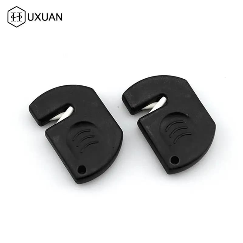 Mini portachiavi multiuso in ceramica pietra per affilare coltello in metallo duro tasca utensili diamantati forbice affilare pesce affilacoltelli portatile