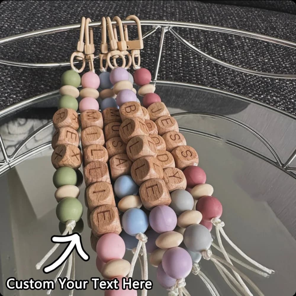 Custom Keychain - 1 piece customized with beech wood beads, laser engraved letter, DIY accessory for everyday use, stress relief and heart patches
