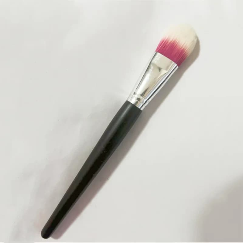 1 pz Flame Top Pennello per trucco affusolato Ombretto Crema pennello per fondotinta Contorno in polvere Evidenzia Miscelazione Strumenti di bellezza cosmetica