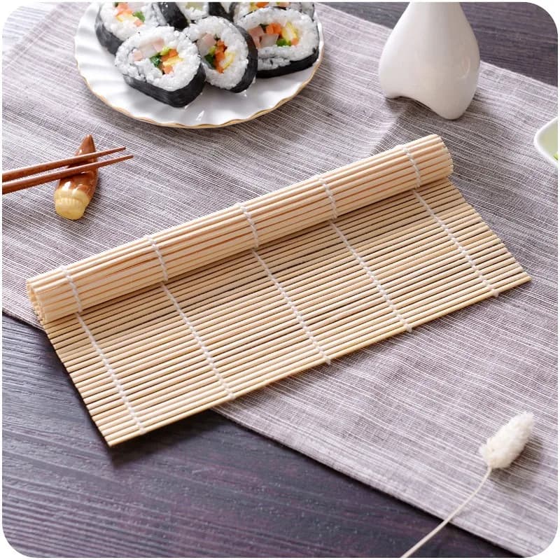 Tenda per sushi Tappetino per rotoli Stampi per Onigiri Trucco per rotoli Set di rotoli per sushi Palline di riso Stampo per riso Shaper Kit per sushi