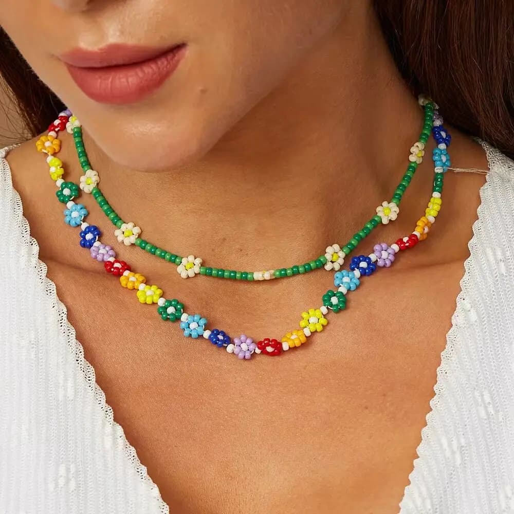 AENSOA Bohemian Colorful Daisy Flower Seed Beads Crew Neckline Necklace for Women Handmade beads Necklace Summer Beach Jewelry 2023