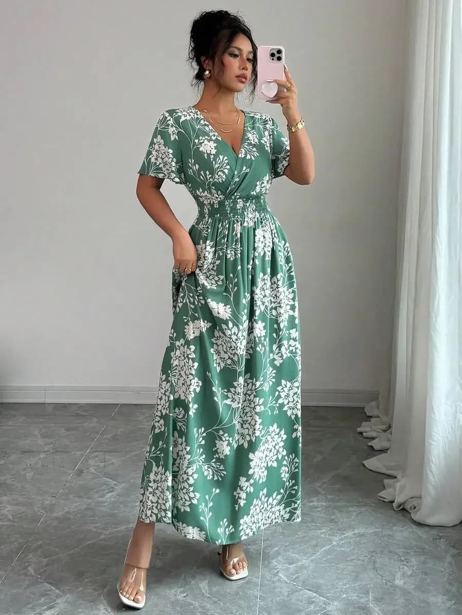 Abito midi da donna elegante con stampa floreale, vita arricciata, maniche a campana e spacchi laterali, primavera estate