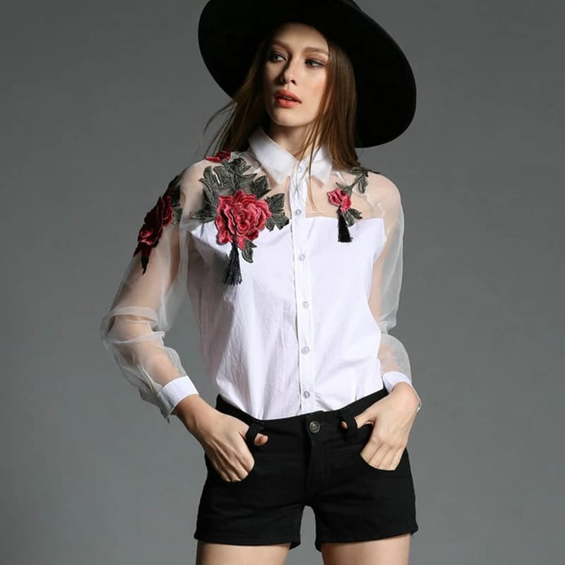 Camicetta in chiffon con ricamo floreale alla moda da donna, camicia bianca con giunture a rete cava a maniche lunghe, top taglie forti