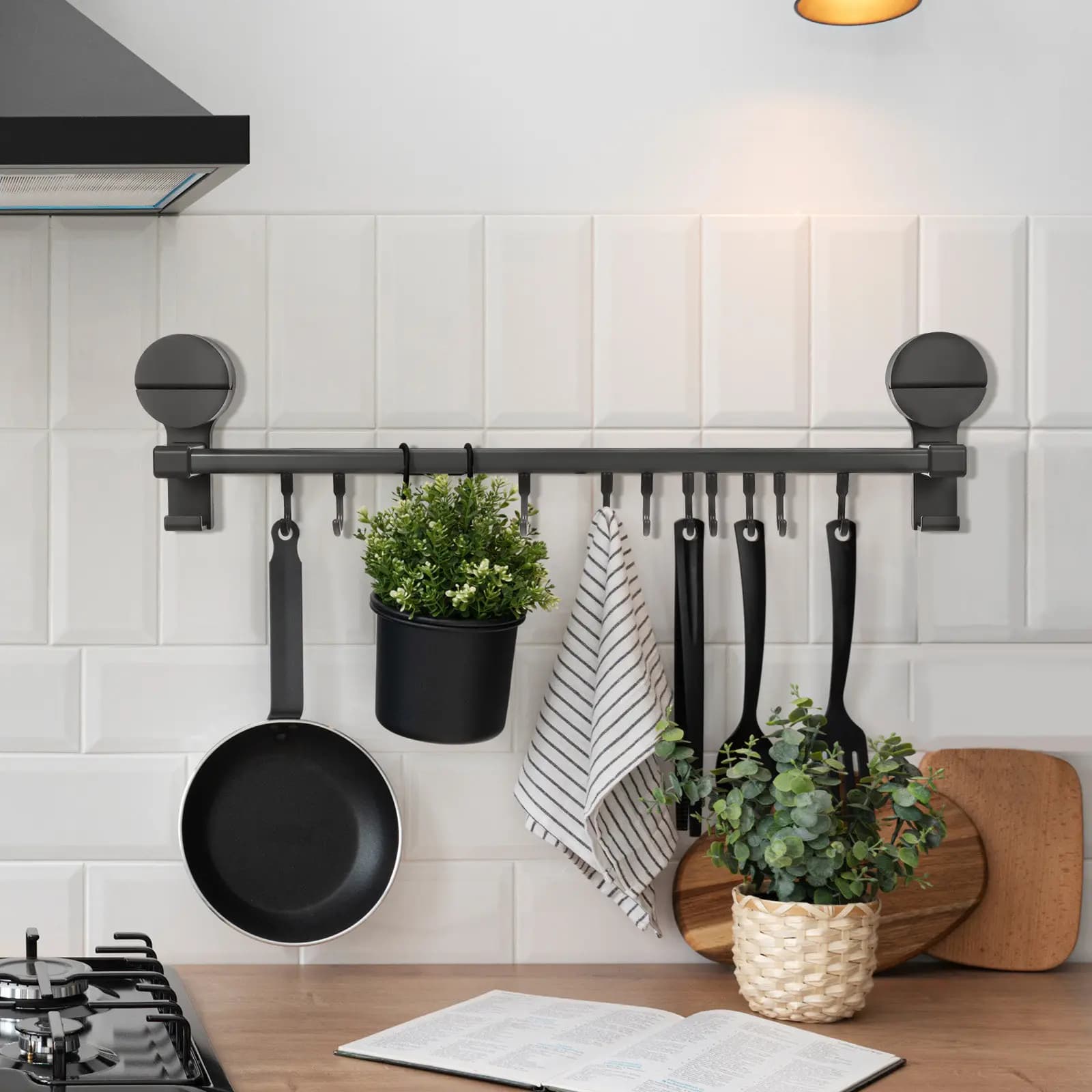 Appendiabiti da cucina a 10 ganci con ventosa, barra scorrevole, porta utensili senza foratura per cucchiai, spatole, asciugamani, attrezzi