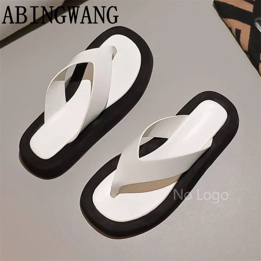 2026 Summer New Leather Flip Flops Flats Heels Slippers for Women Slip On Thick Sole Slippers Casual Daily Sandals Mujer