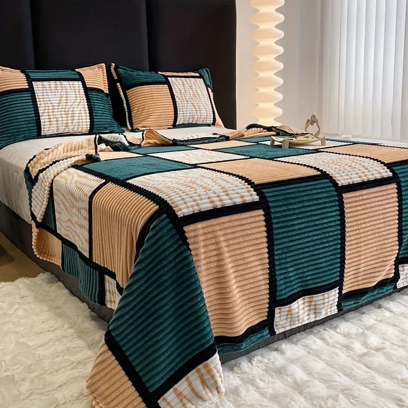 Plush Coral Fleece Blanket Geometric Print Thickened Grid Air Conditioner Office Leisure Home Blanket All Season Soft Cozy Throw