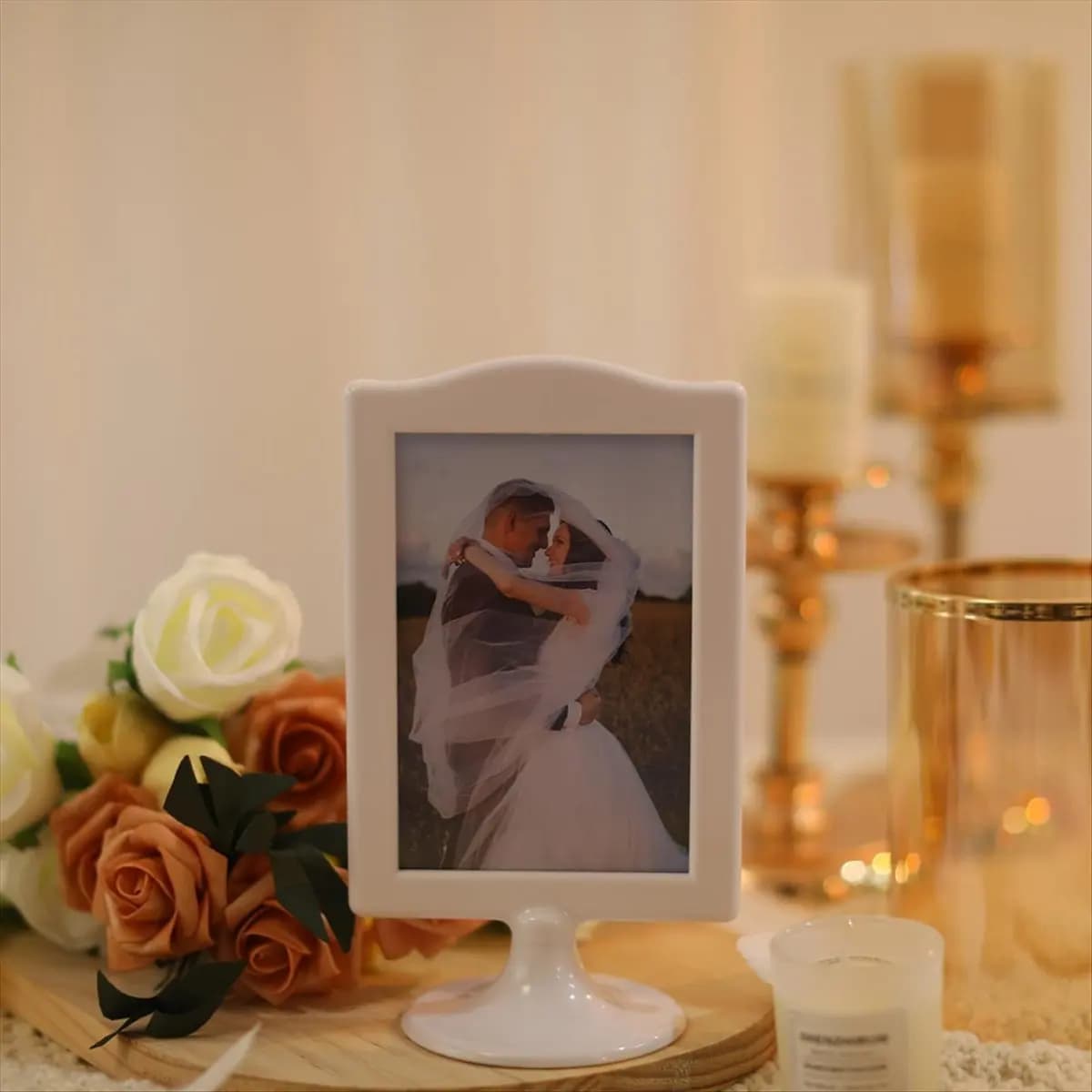 A78I Double Sided Standing Picture Frames 4x6 Inch 2 Side Pedestal Picture Frames Plastic White Photo Frames Set for Display