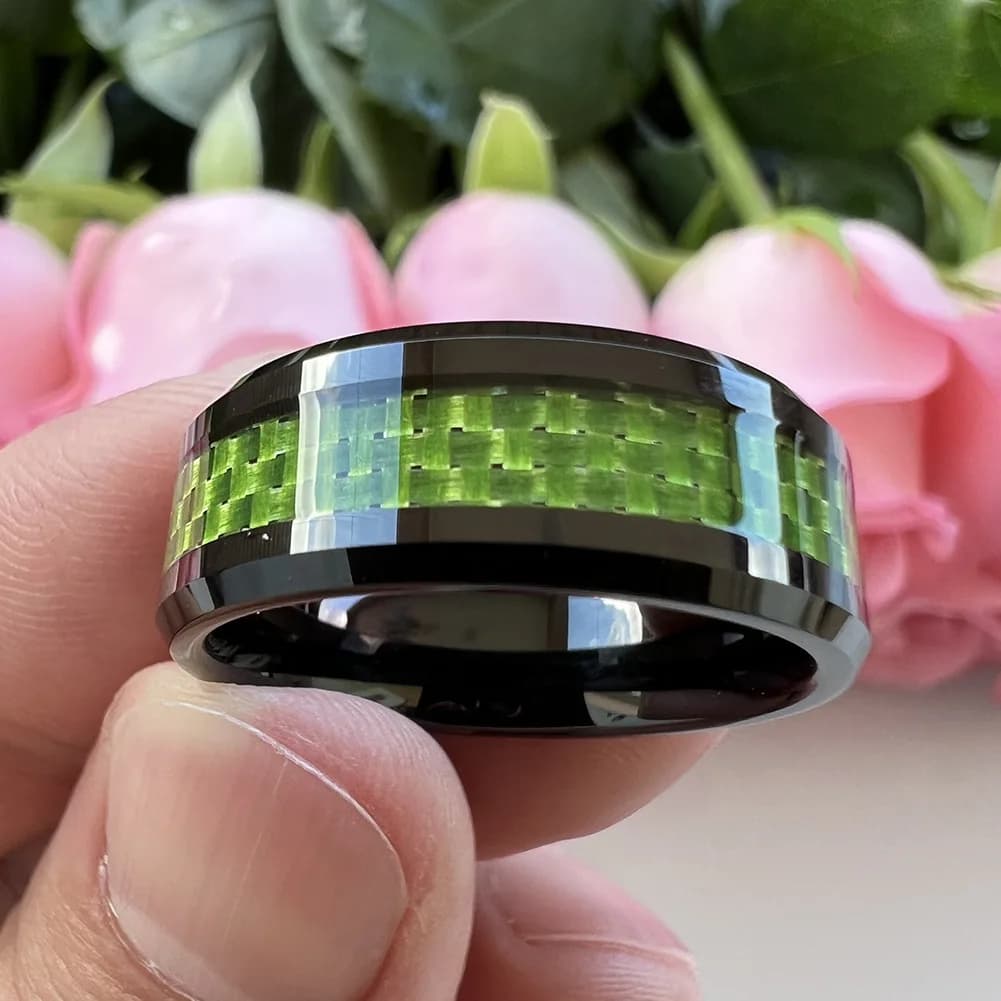 Green Men's 8mm Black Tungsten Carbide Wedding Band Engagement Rings for Men Women Carbon Fiber Inlay Beveled Edges Comfort Fit