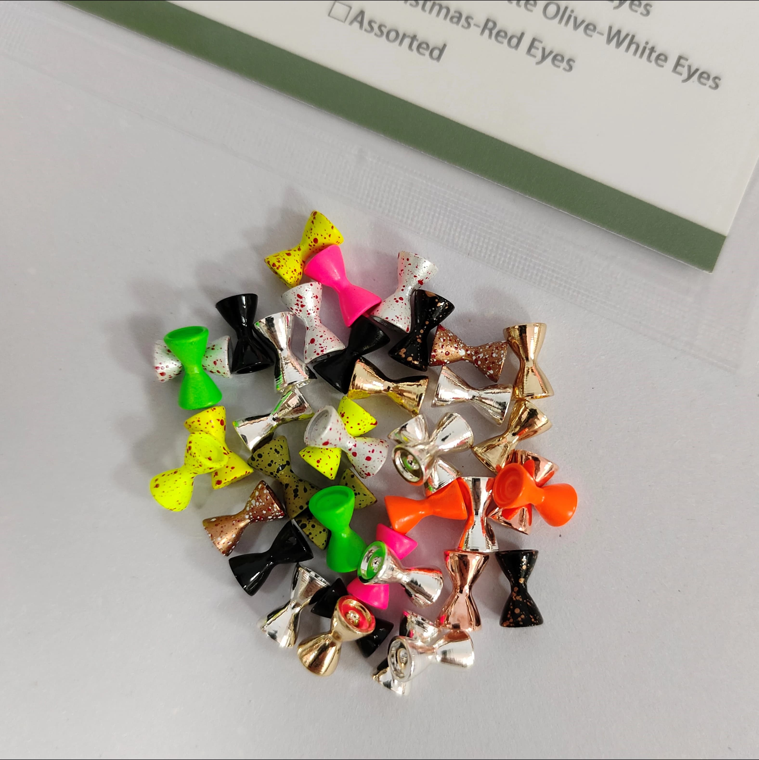 40 Pezzi, 3 Misure, Colori Misti, Occhi a Doppia Pupilla in Ottone per la Realizzazione di Mosche Artificiali da Pesca