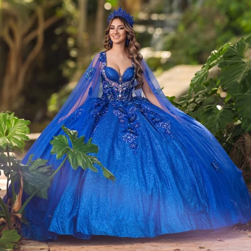 Abiti Quinceanera lucidi blu royal con spalle scoperte Abito da ballo dolce 16 Abito con paillettes Applique Perline di pizzo Cristallo con mantella Tull