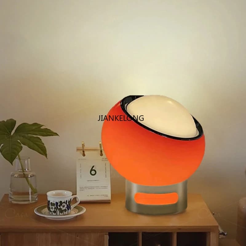 Lampada da tavolo in vetro proteico del secolo medievale Camera da letto Comodino Ristorante Bar Decorazione creativa Lampada da atmosfera Arte semplice