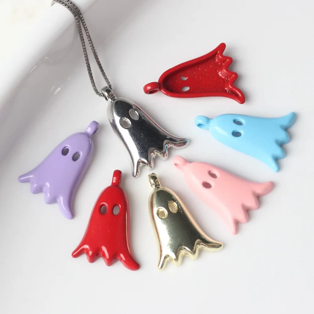 10 pz/lot 14*19 MILLIMETRIES In Zinc Alloy Spray-Painted Halloween Fantasm Pendants and Pendants FAI Necklace by The Earrings Accessories
