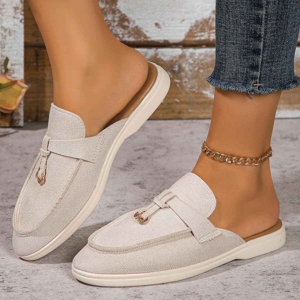 2024 nuove scarpe da ginnastica da donna scarpe Casual piatte Slip on mocassini da donna Plus Size 42 scarpe vulcanizzate Sneaker da passeggio pantofole da donna
