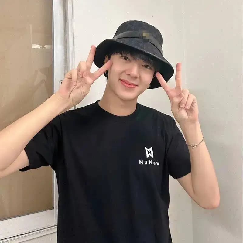 Dramma tailandese Cutie Pie CutiePieSeries NuNew ZeeNunew ZeeNew Costume casual allentato studente t-shirt a maniche corte Regalo