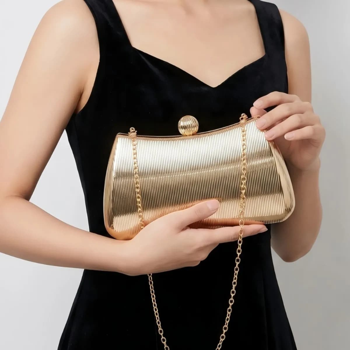 Women's fashion temperament elegant handbag dinner bag gold vertical stripe luxury water ripple pattern dinner bag