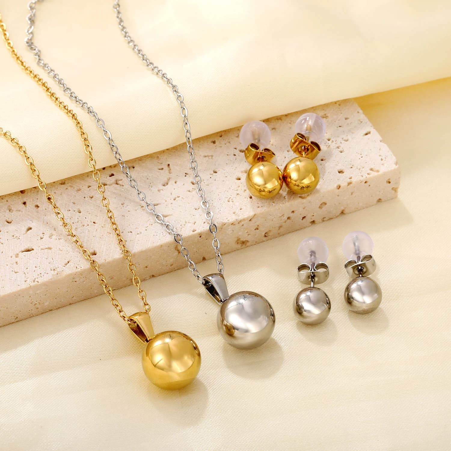 LUXUKISSKIDS Round Ball Pendant Jewelry Set Simple Fashion Woman Necklace Earrings Stud High Polish Ladies Wedding Accessories