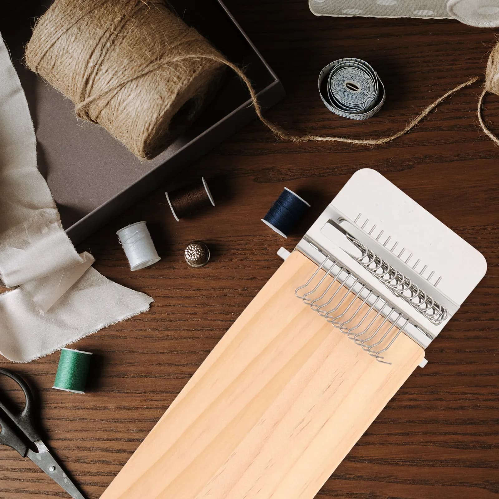 1Set Wooden Weaving Loom Kit for Adults Kids Beginners Darning Mending Jeans Sweater Scarf Wall Hanging Tapestry DIY Craft Tool