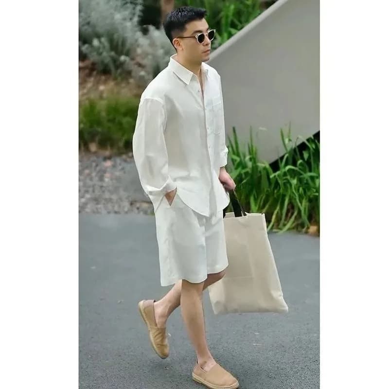 Completo Estivo Casual da Uomo: Camicia e Pantaloncini in Lyocell e Lino, Tendenza Semplice e alla Moda per il Pendolarismo Maschile 2026