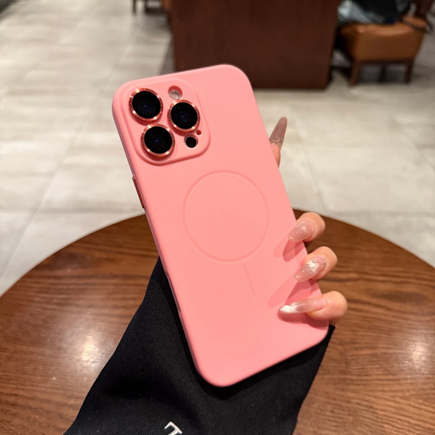 For iPhone 17 Pro Max Magnetic case with camera button Ultra-thin premium shock cover with iPhone 16 15 14 13 12 11