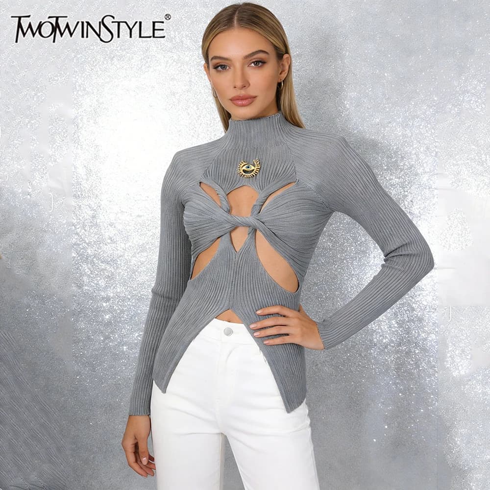 TWOTWINSTYLE Solido Dimagrante Impiombato Paillettes Design Senso Maglioni per Le Donne Collo Alto Maniche Lunghe Scava Fuori Maglione Femminile