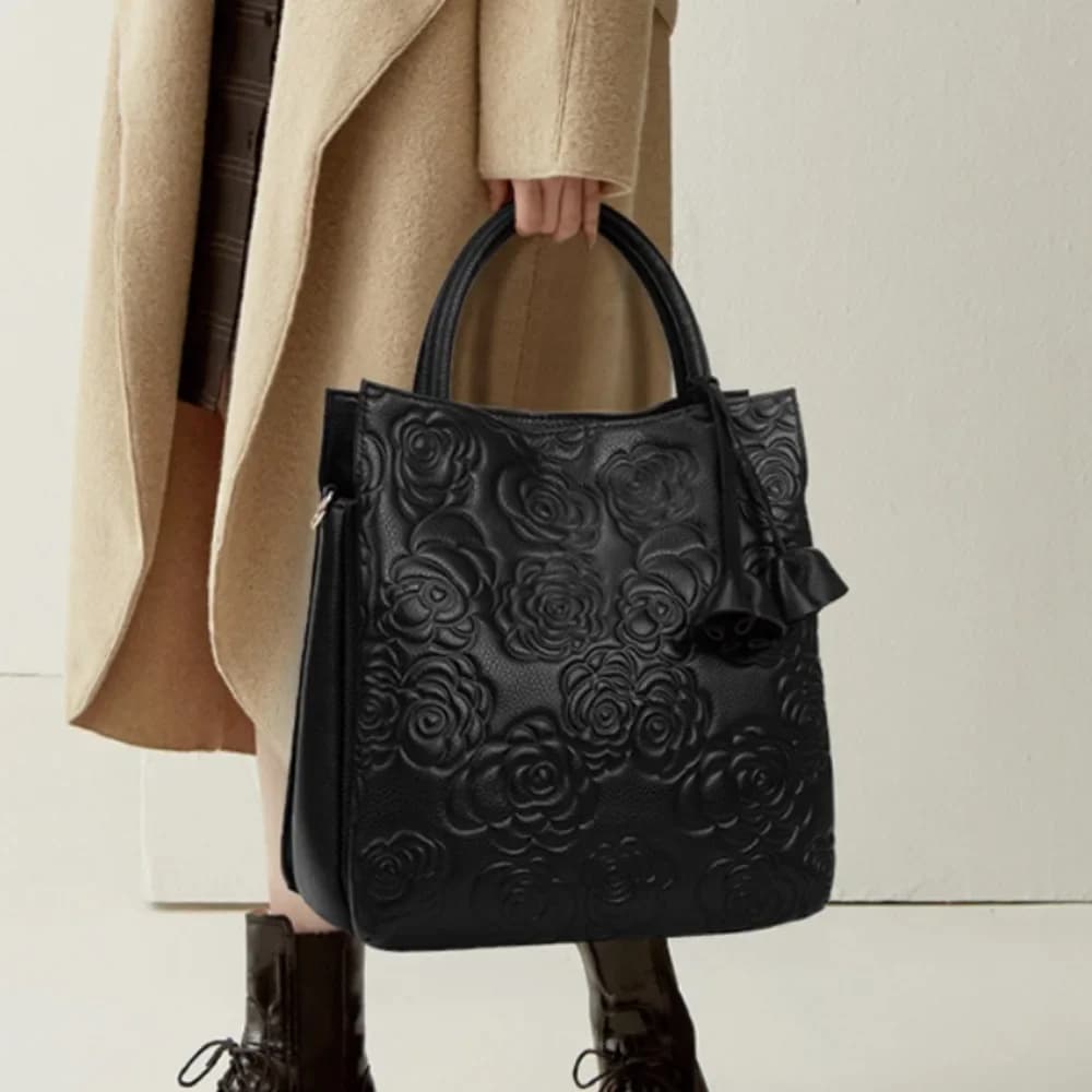 Light luxury elegant retro women's large capacity floral handbag, fashionable vegan leather handbag, women's wallet