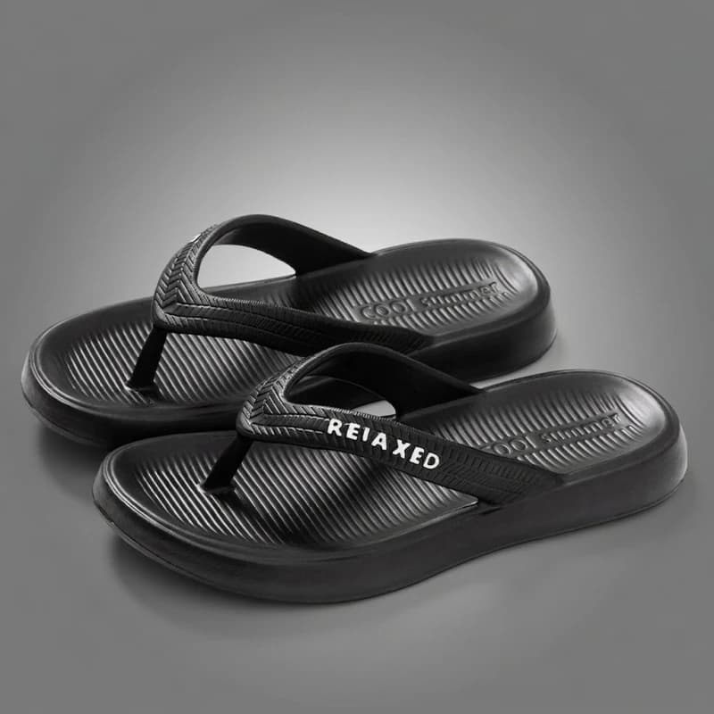 Men's Flip Flops Classic Solid Color Thick Soft Sole Non-slip Versatile Design for Any Casual Look Outdoor Couple Slippers