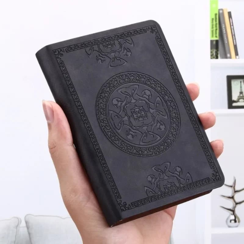1PC Nuovo taccuino portatile in pelle con motivo vintage, diario, blocco note, regalo di cancelleria