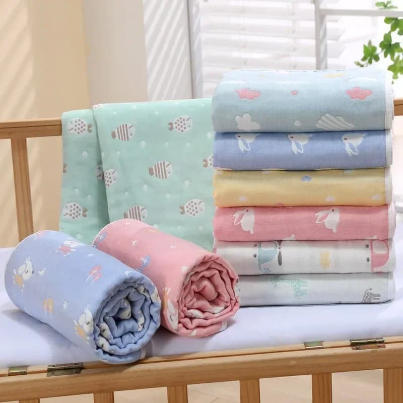 6 Layer Children's gauze bath towel - 110x110 cm High quality double cotton comic design as a bathrobe and soft blanket towel quilt