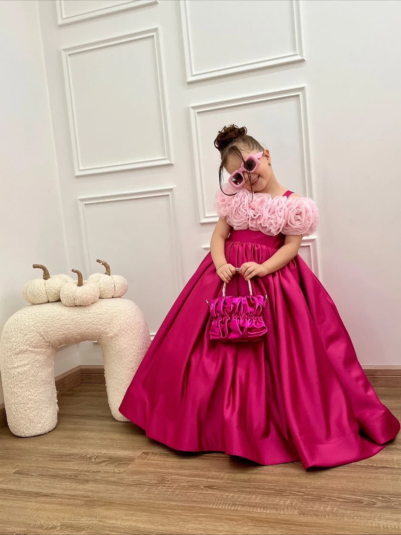 Hot Pink Flower Girl Dress Off Shoulder 3D Rose Satin Kids Wedding Birthday Pageant Luxury Princess Formal Party Gown Pageant