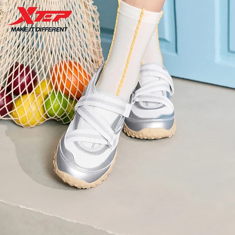 Xtep Basque 3.0 Mary Janes Comode scarpe da ginnastica da donna con suola leggera alla moda, antiscivolo, che aumentano l'altezza 874218320015