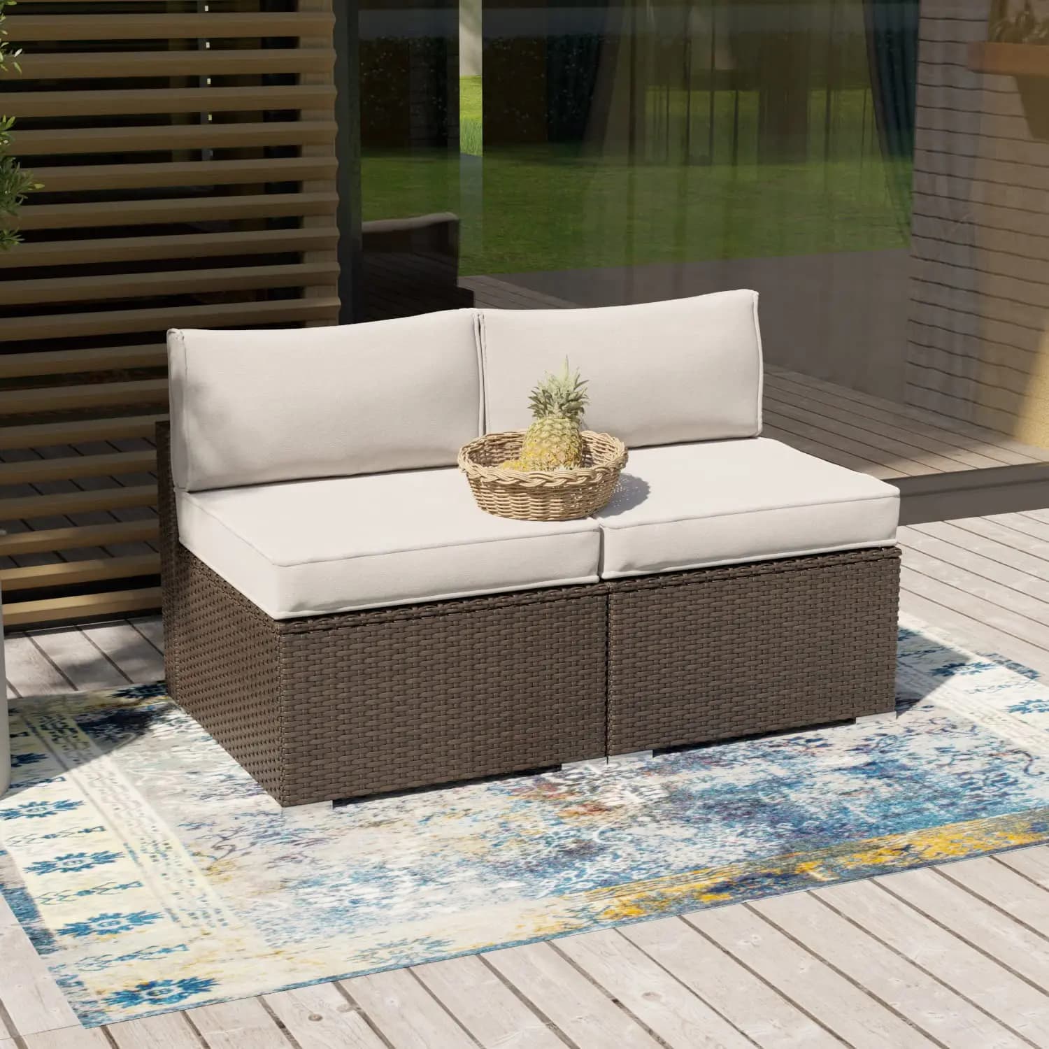 Divano componibile da esterno in vimini a 2 pezzi con cuscini bianco sporco, elegante sedia da patio marrone, sedia senza braccioli, personalizzabile
