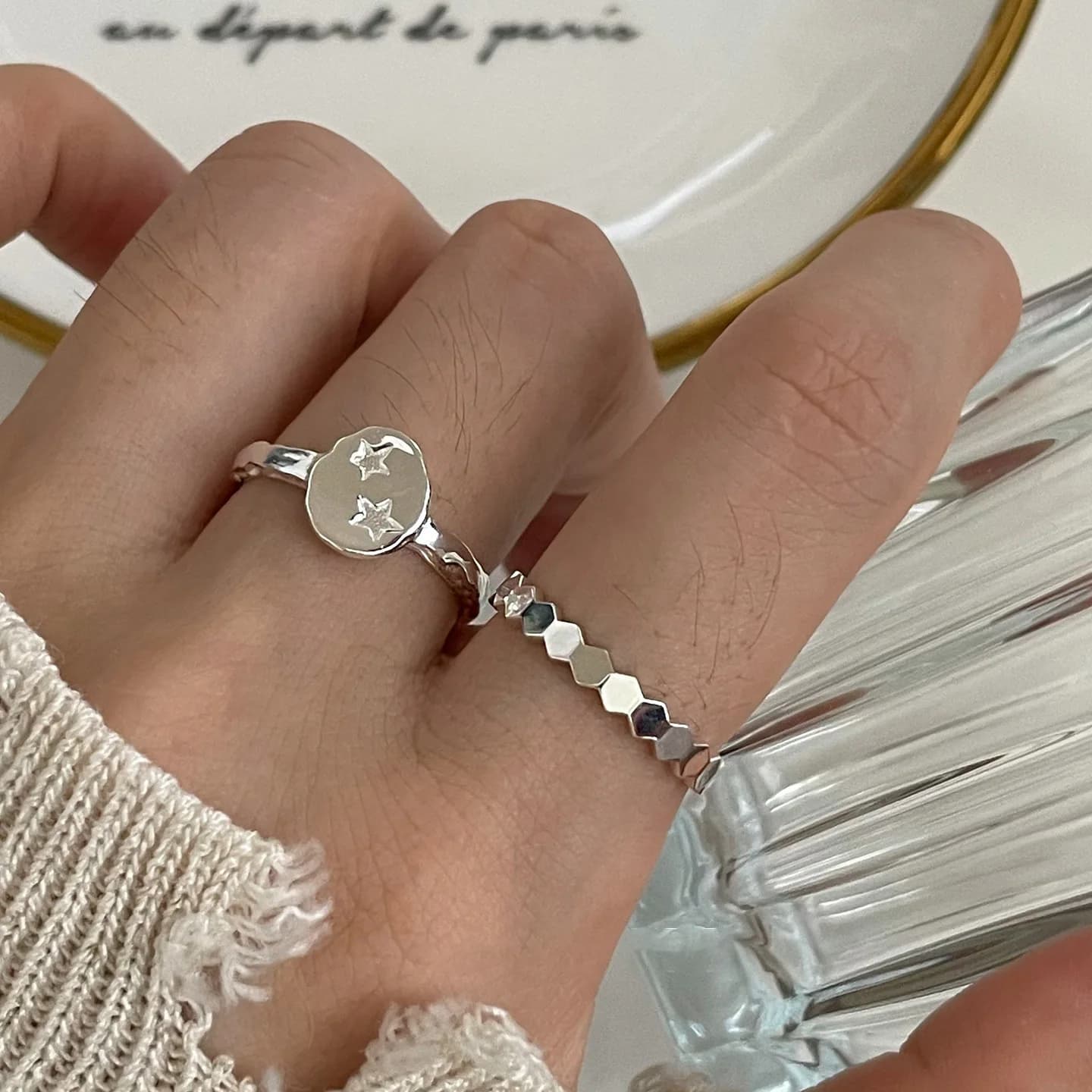 Nuovo anello a nido d'ape super brillante con paillettes, design semplice e versatile per donna, regolabile.