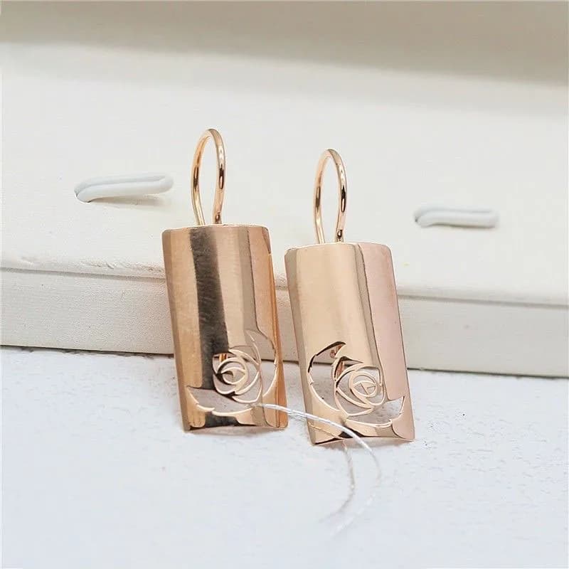 585 Orecchini in oro viola lucido scava fuori fiore rosa per donna Placcato in oro rosa 14 carati semplice orecchino rettangolare gioielli per banchetti