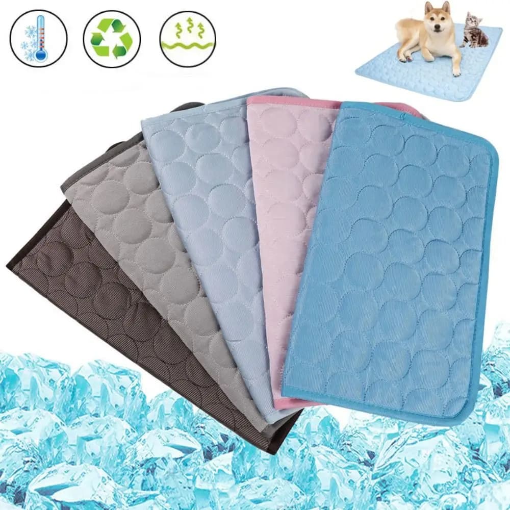 Comodo tappetino rinfrescante per animali domestici in seta di ghiaccio, assorbimento d'acqua per auto, materassino per gatti, materiale sicuro, divano, coperta per cuccioli, estate