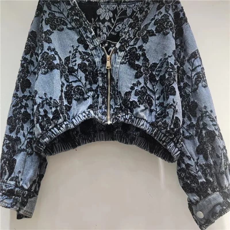 Fashion Jacquard Short Denim Jacket Women Loose V-Neck Zipper Long Sleeve 2026 Spring Autumn Female Jeans Jacket Chaqueta Mujer